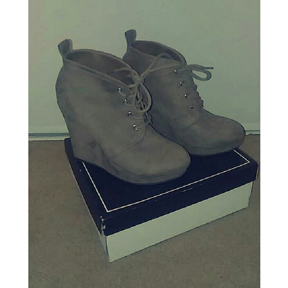 Wedges - Picture 2 of 2